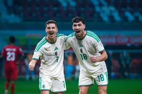 رئيس الوكرة ووكيل اللاعب يجيبان.. هل يفاوض الأهلي رضوان بركان؟
